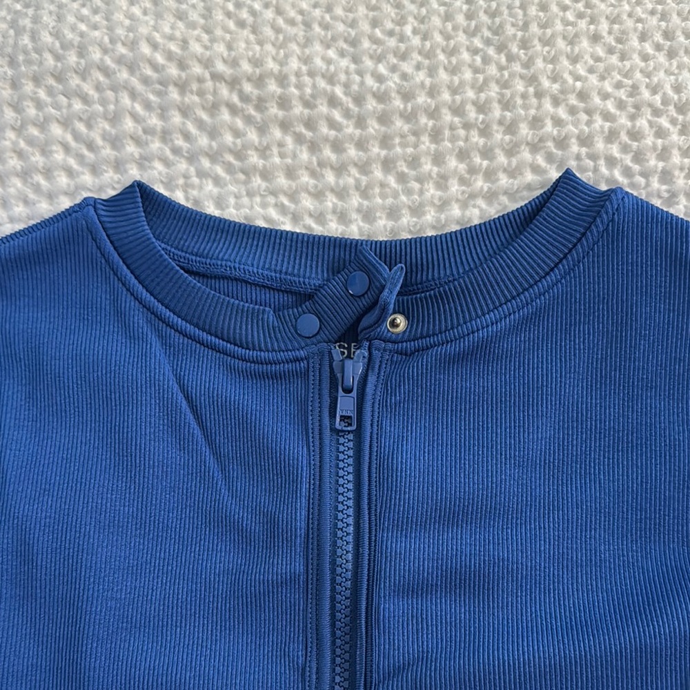 Set Active Zip Up Top - Picture 4 of 8